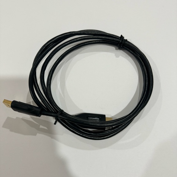 Amazon Basics HDMI to DisplayPort (DP) cable - Picture 4 of 5